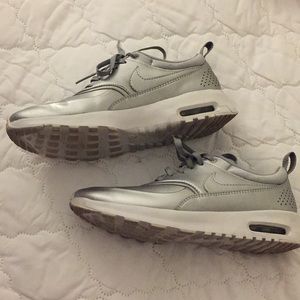 Nike Women's Air Max Thea SE Metallic Silver Shoe
